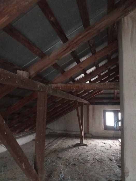 Продаж житлового будинку з господарськими приміщеннями .с Ланівці