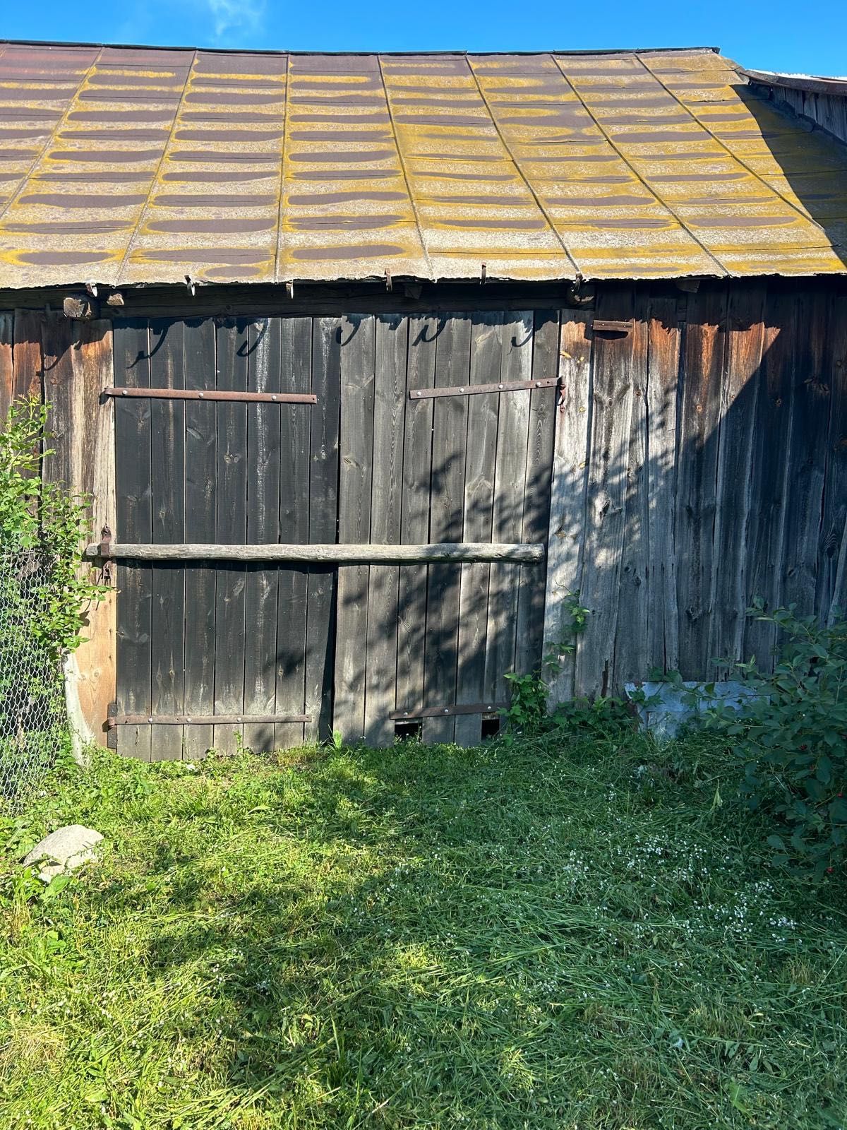 Pomieszczenia gospodarcze do rozbiórki w zamian za drewno