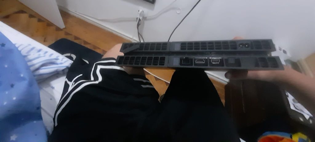 Playstation 4 com 1 tera (leia a descrição)