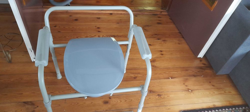 Przenośna toaleta dla niepełnosprawnych- nowa