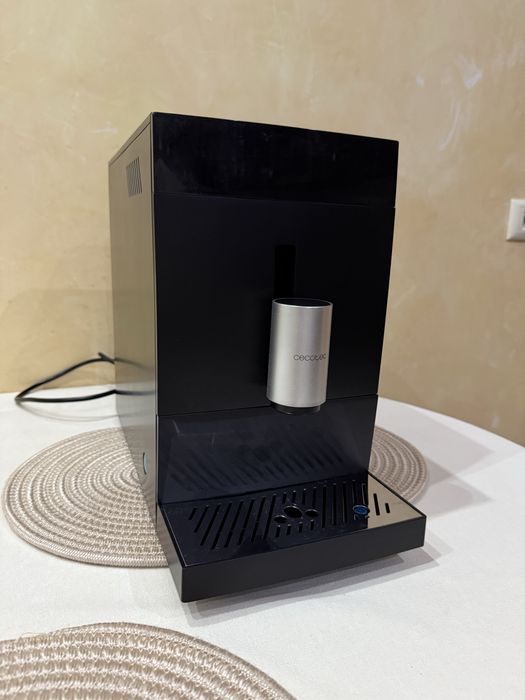 Кавомашина Cecotec Superautomatomatische Kompakt