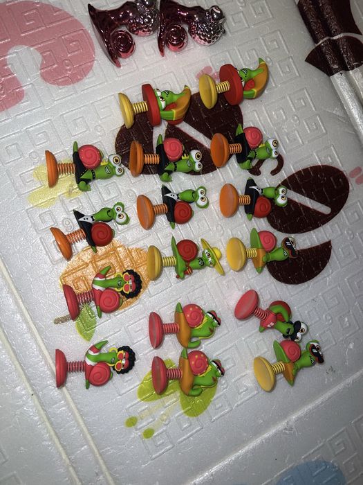 Равлики боб на пружинуах