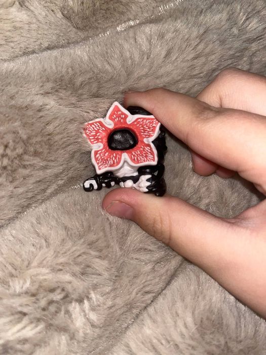 Обміняю Лукаса та демогордана