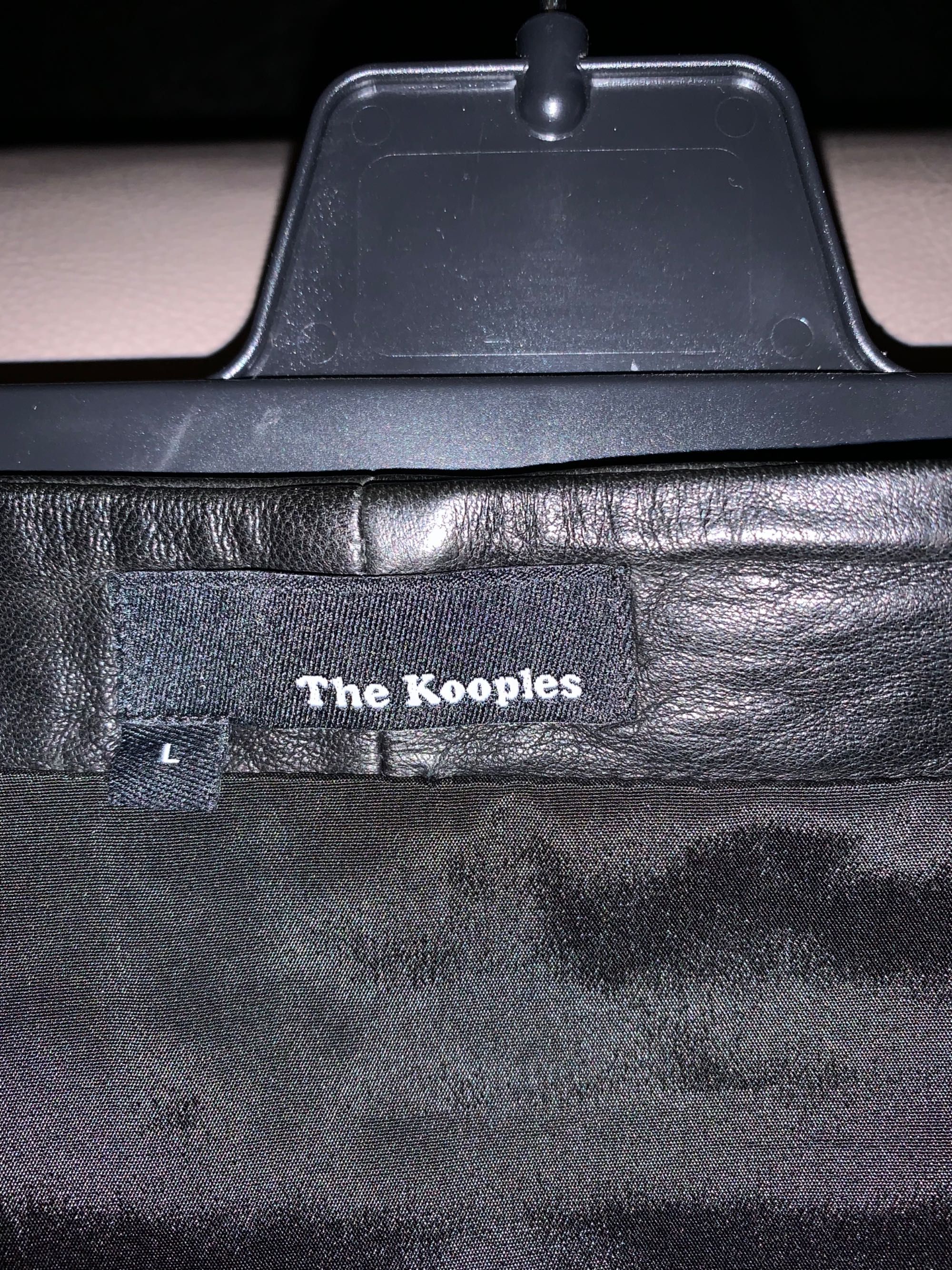 Saia de pele da marca Kooples