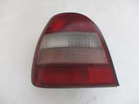 Farol Farolim Nissan Sunny Esquerdo