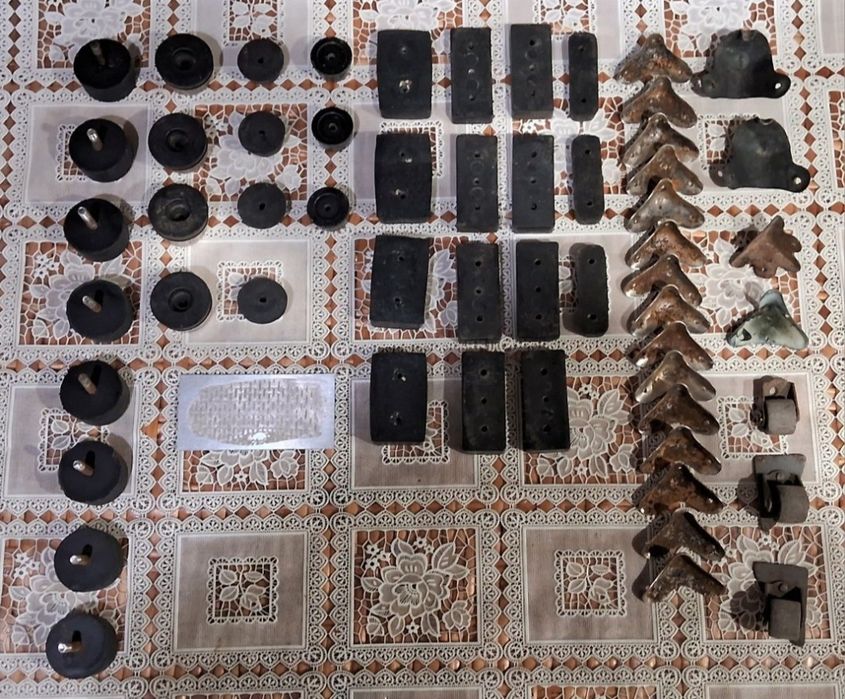 Фурнитура для акустических систем (ручки, ножки, угоки, колёсики).