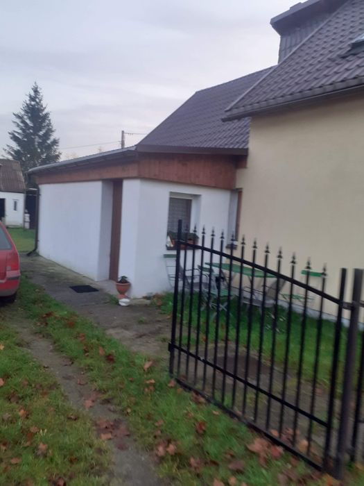 Dom z działką na sprzedaż