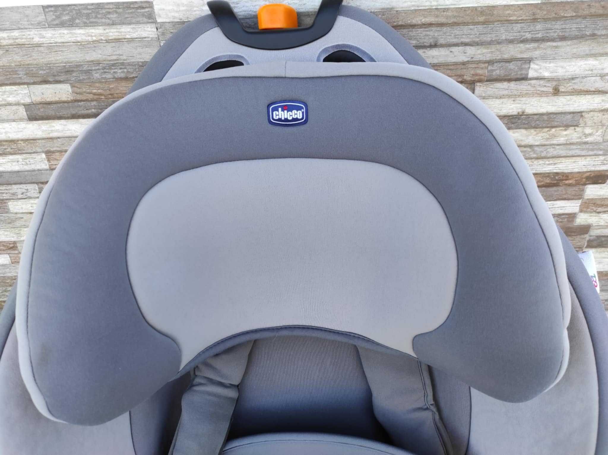 Cadeira de criança Auto Gro-up 1,2,3marca Chicco