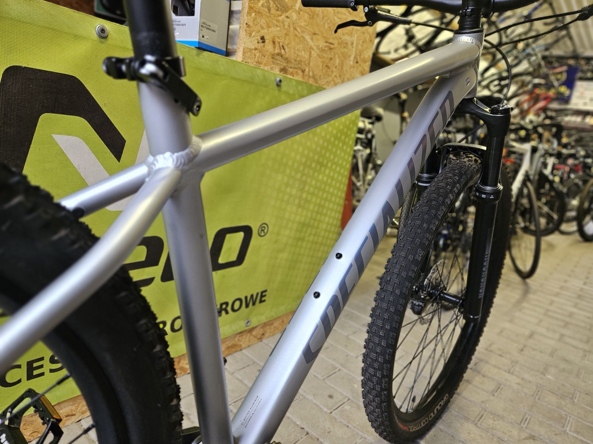 SPECIALIZED Rockhopper sram SX 1x12 rock shox Judy