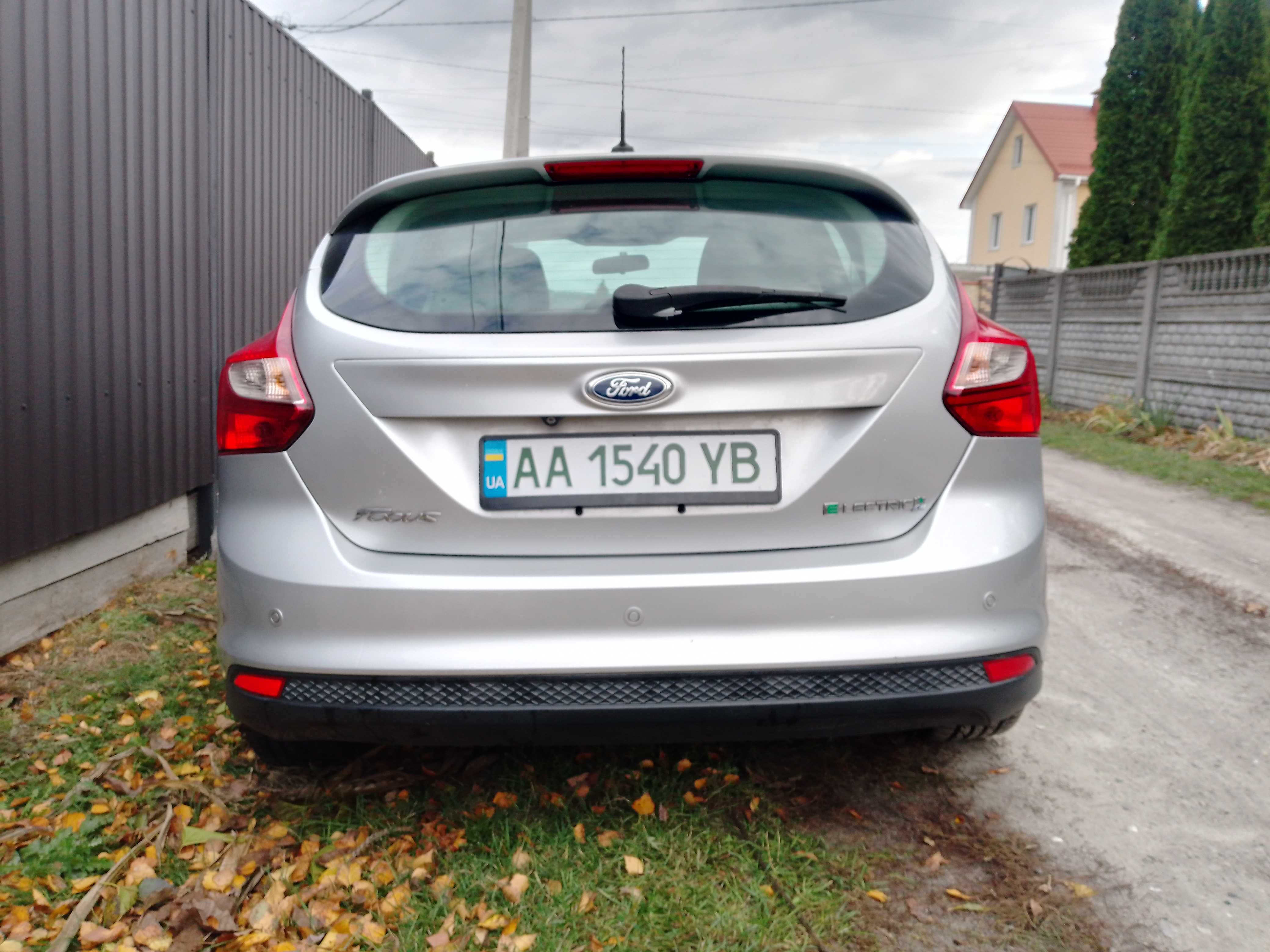 Продам авто ford focus electric