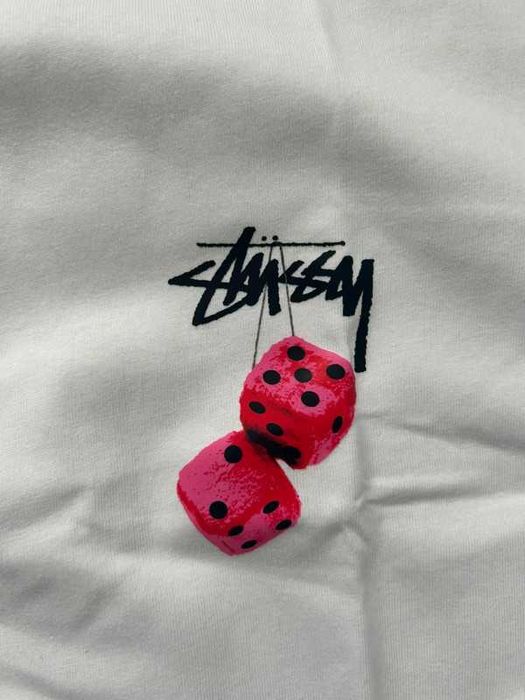 Koszulka Stussy, rozmiar M, nadruk z kostkami do gry