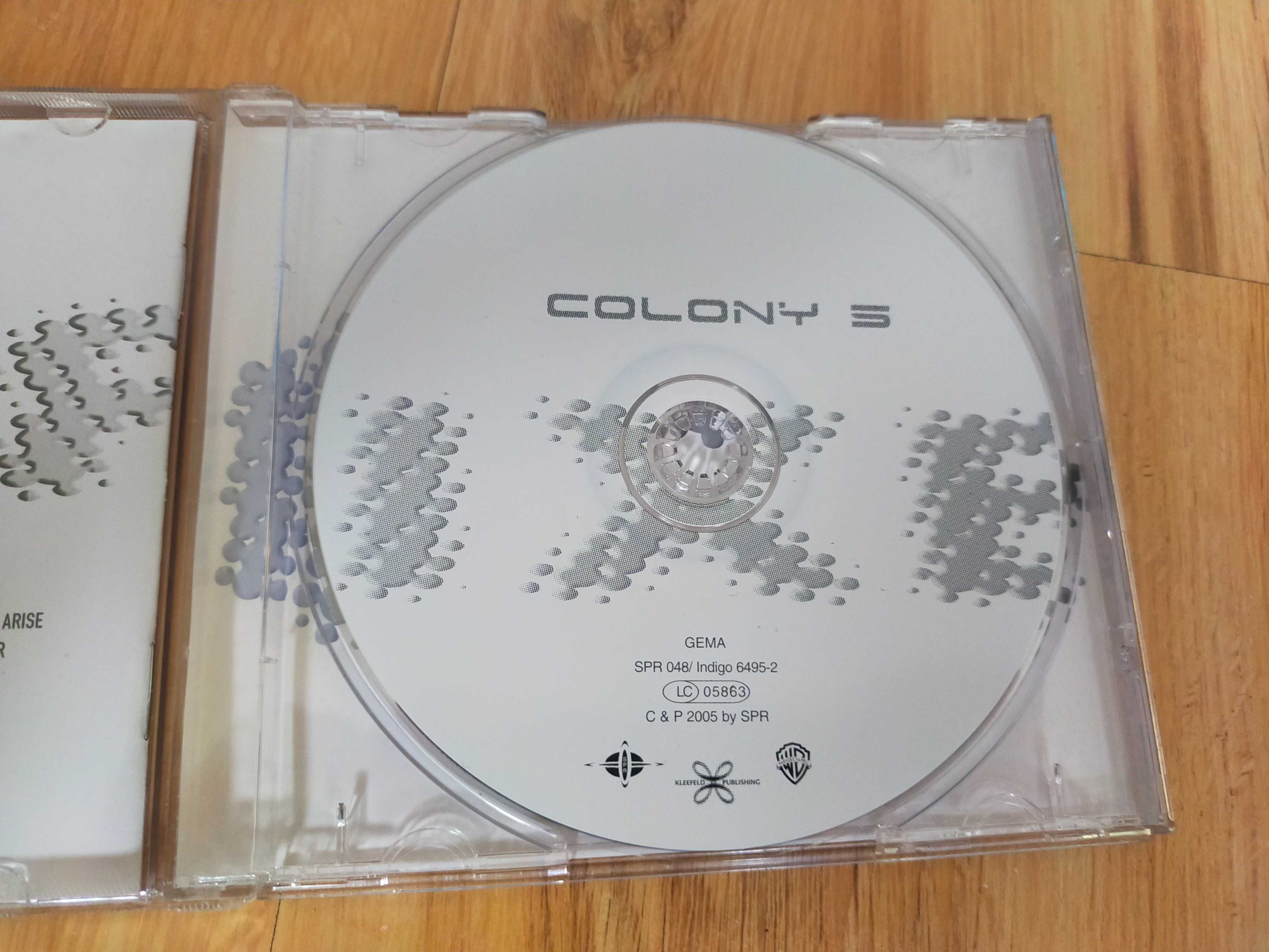 COLONY 5 - "REFIXED". CD Jak nowe !
