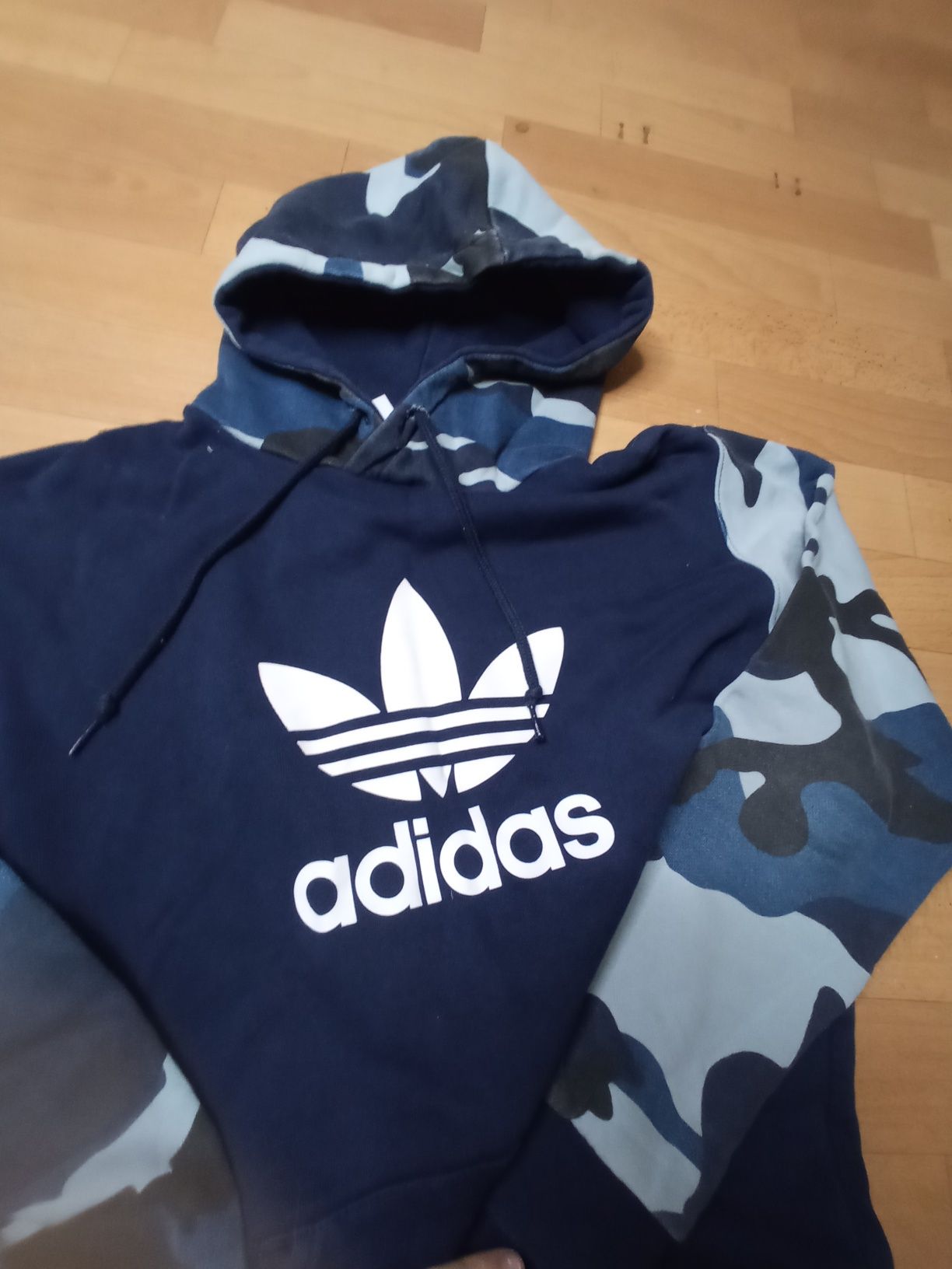 Кофта Adidas Розмір М