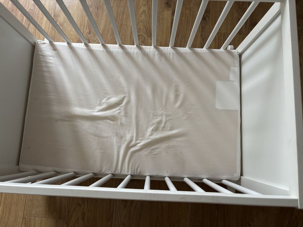 Kołyska z materacem Ikea