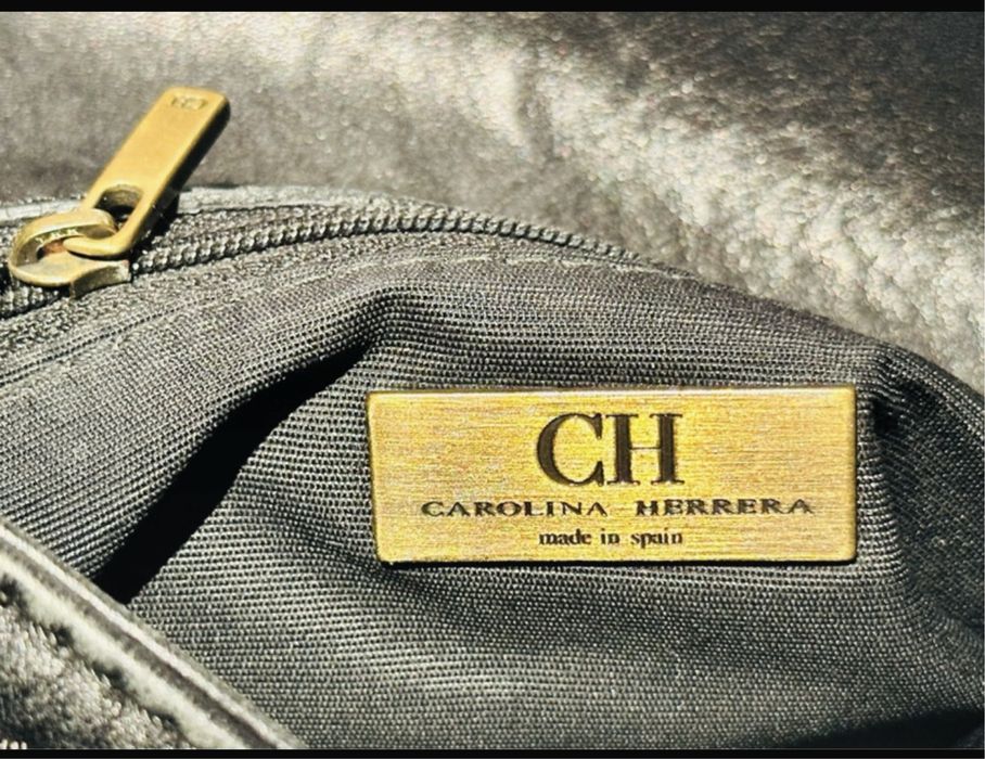 Carteira da Carolina Herrera - Original