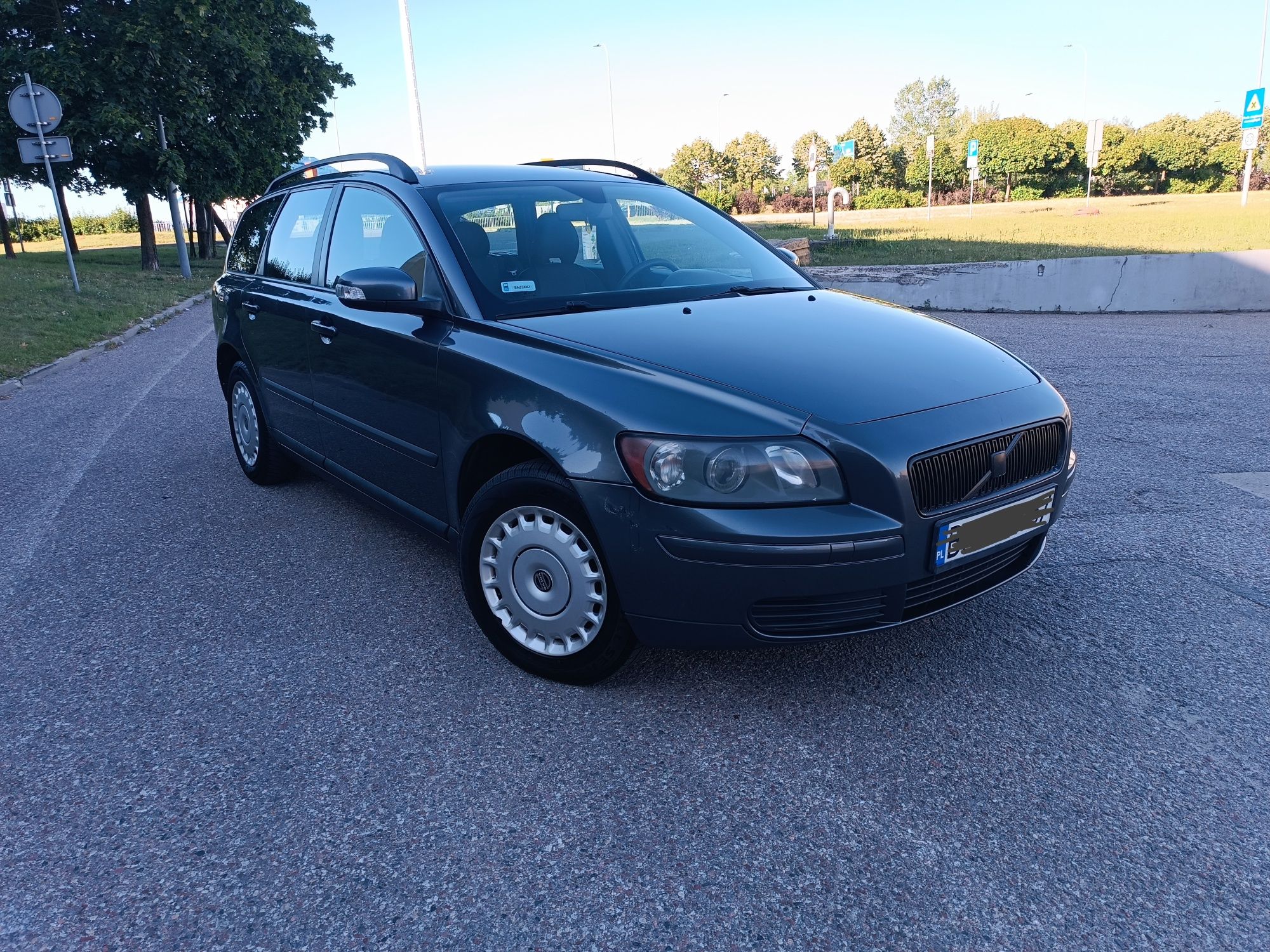 Volvo V50 1.6 HDi ładne doinwestowane klima nowe opony super stan !!