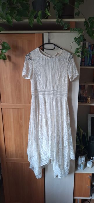 Sukienka beżowa roz 36