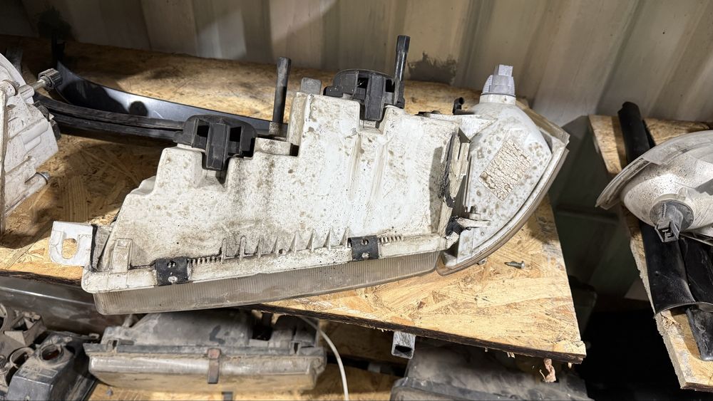 Фари передні ВАЗ 2112