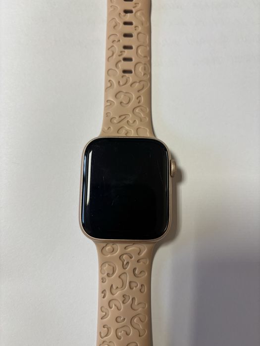 Apple Watch SE(модель А2352)