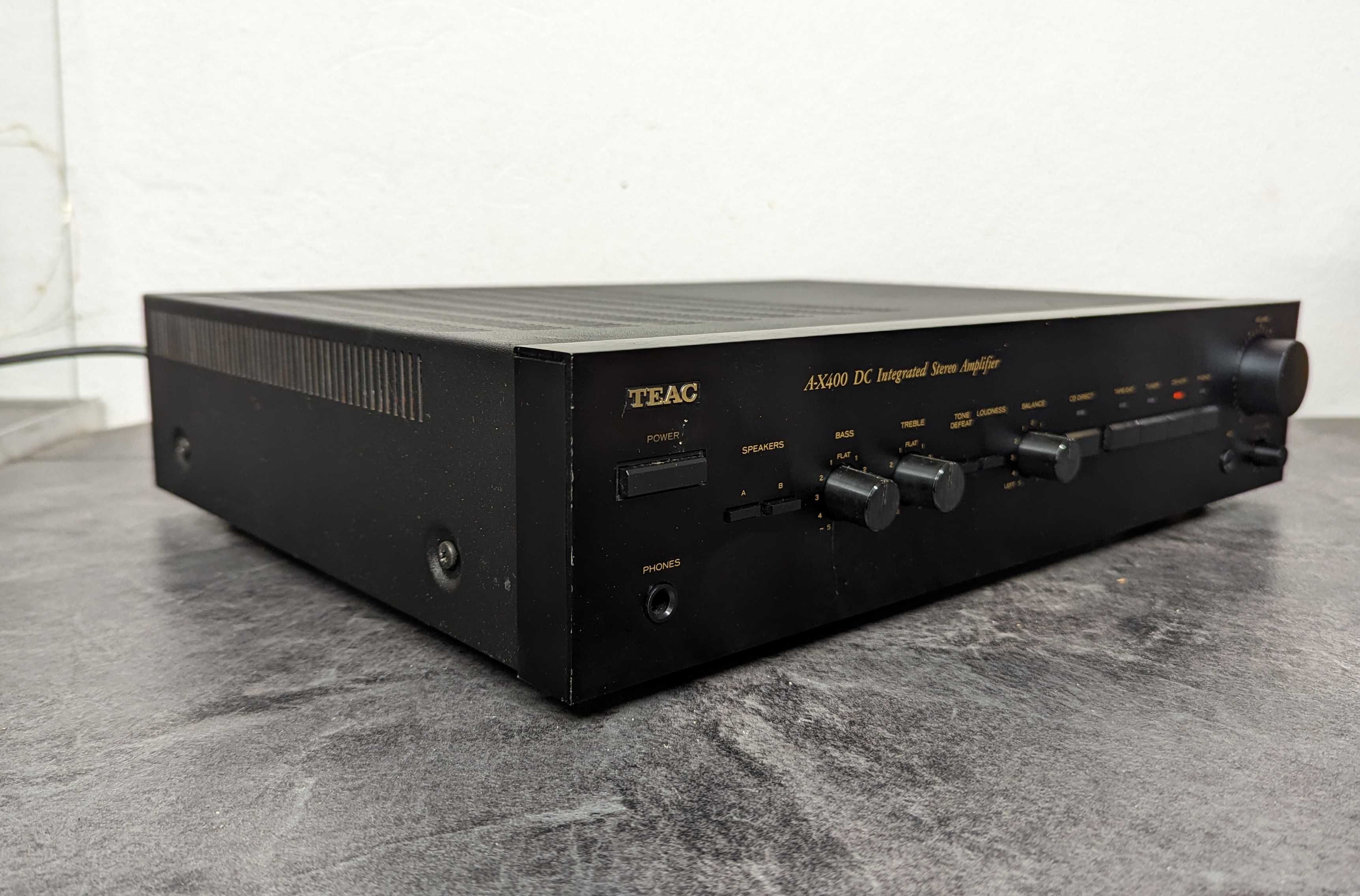 Стерео підсилювач TEAC A-X400.