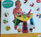 Mesa de actividades plasticina