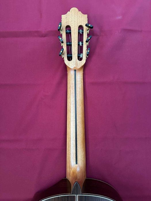 Guitarra clássica Nova 2024 boa qualidade Pau-Santo índia / Cedro