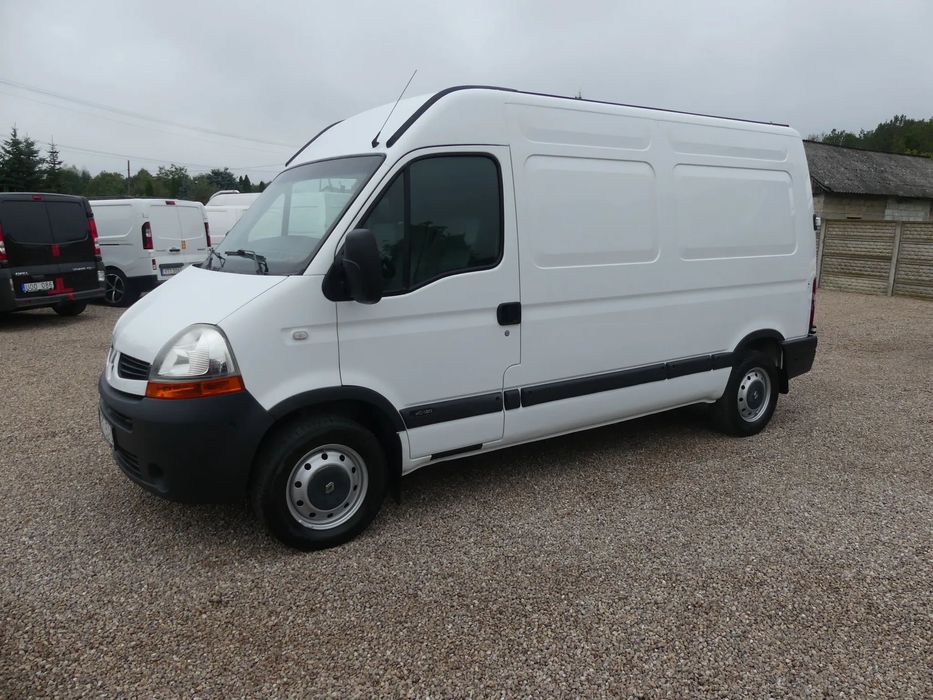 Renault Master  2.5 dci 120 KM*L2H2 Średniak*3 osoby*Klima*Hak*Tylko 199000 km*Zadbany