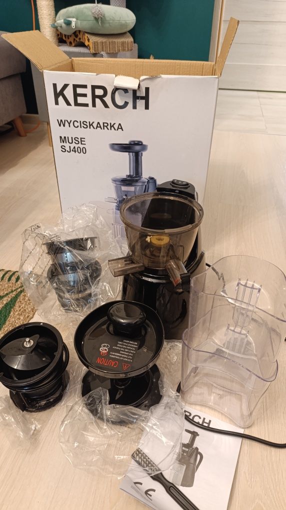 wyciskarka wolnoobrotowa Kerch muse sj400