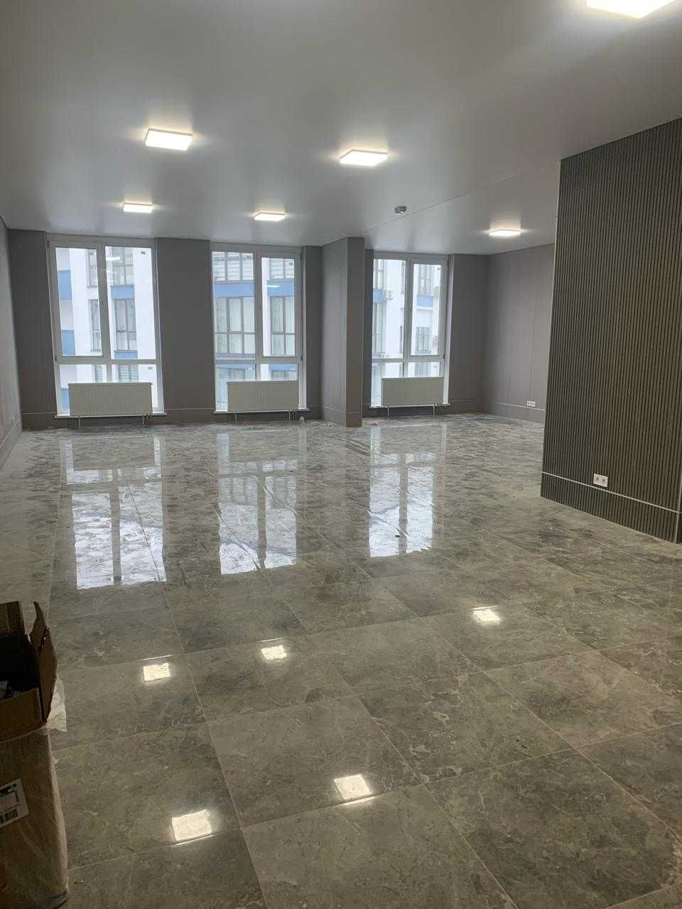 Оренда офісу 106.1м2 в БЦ "CRYSTAL" Осокорки, м. Славутич