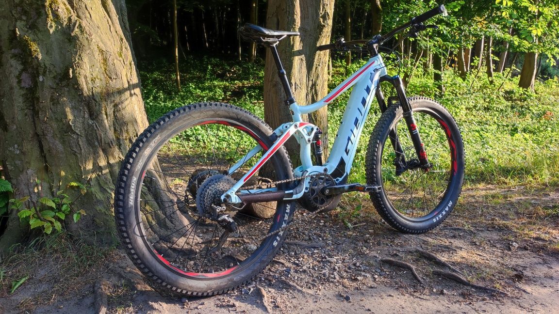 Giant Stance E+ 2,  2019  27.5"