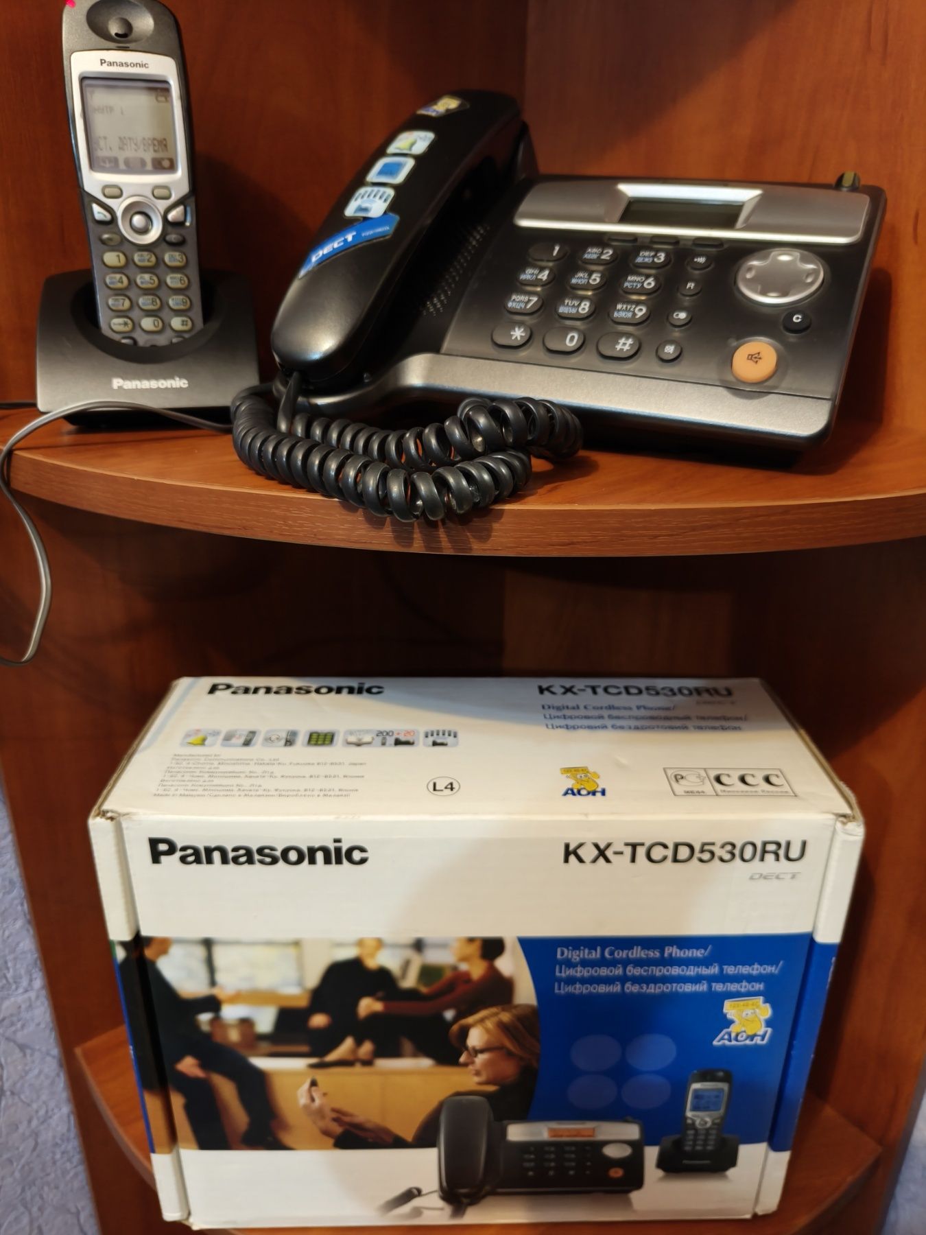 Телефон Panasonic KX-TCD530 стандарта DECT База + трубка с зарядным