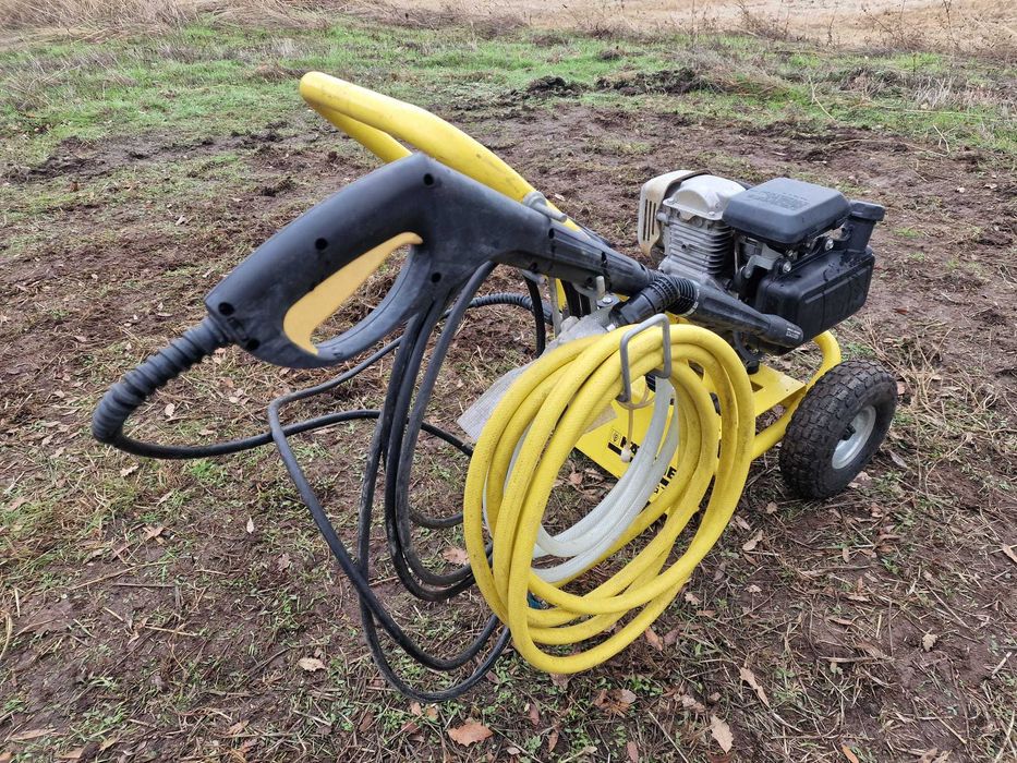 Máquina de Lavar / Lavadora de Alta Pressão - Karcher G7.10M gasolina