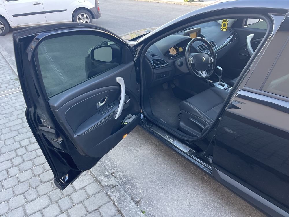 Renault Megane bose автомат