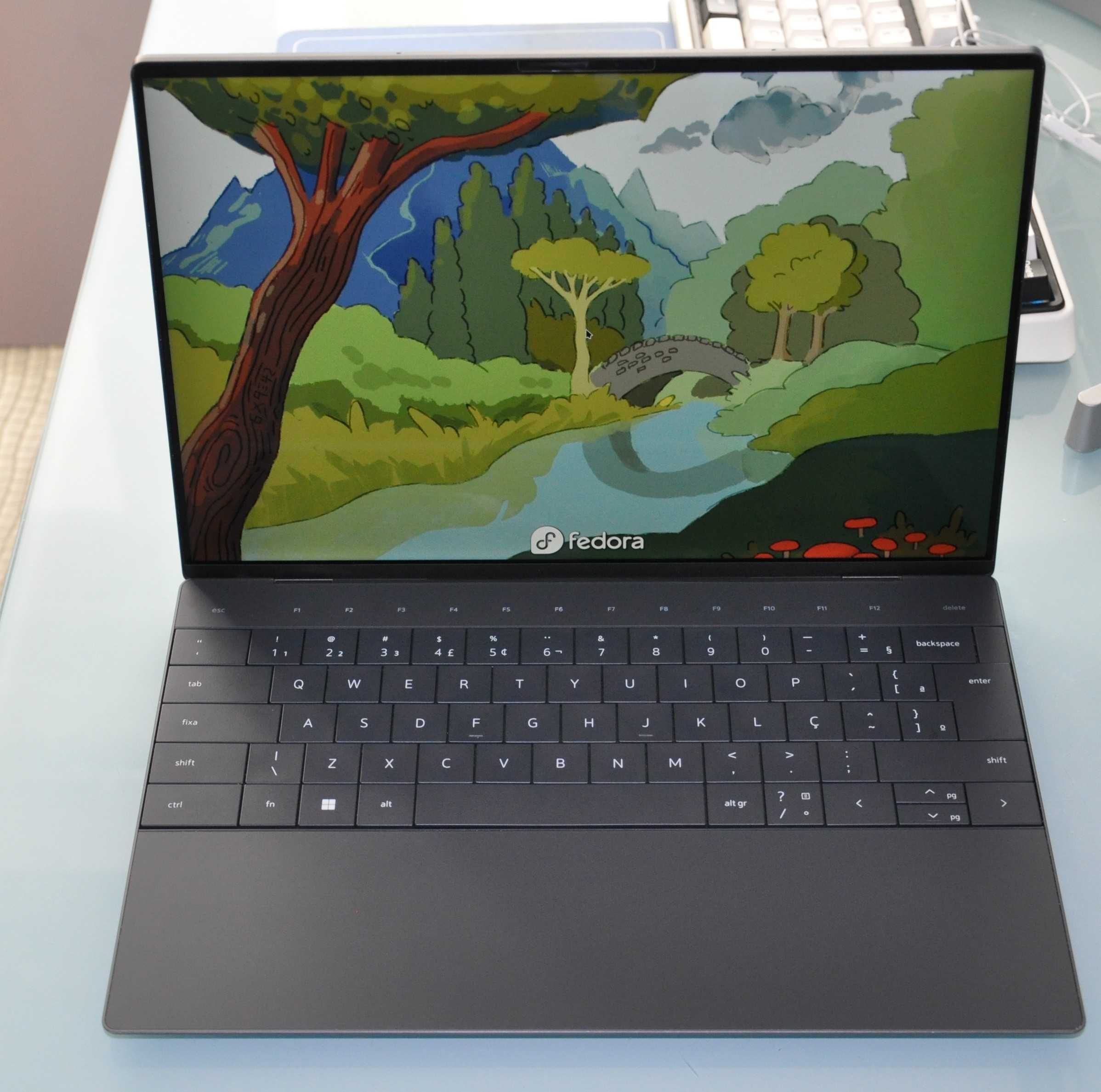 dell xps13 plus 9320, i7-1260p 12 cores, 1tb, 32gb, 13.4" 3840 x 2400