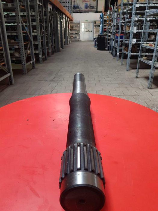 Półoś tylnego mostu 502.407082-A-01-BY MTZ