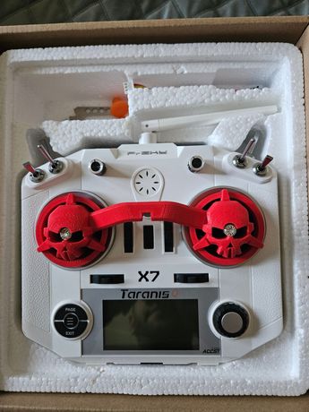 Taranis QX7 aparatura FrSky