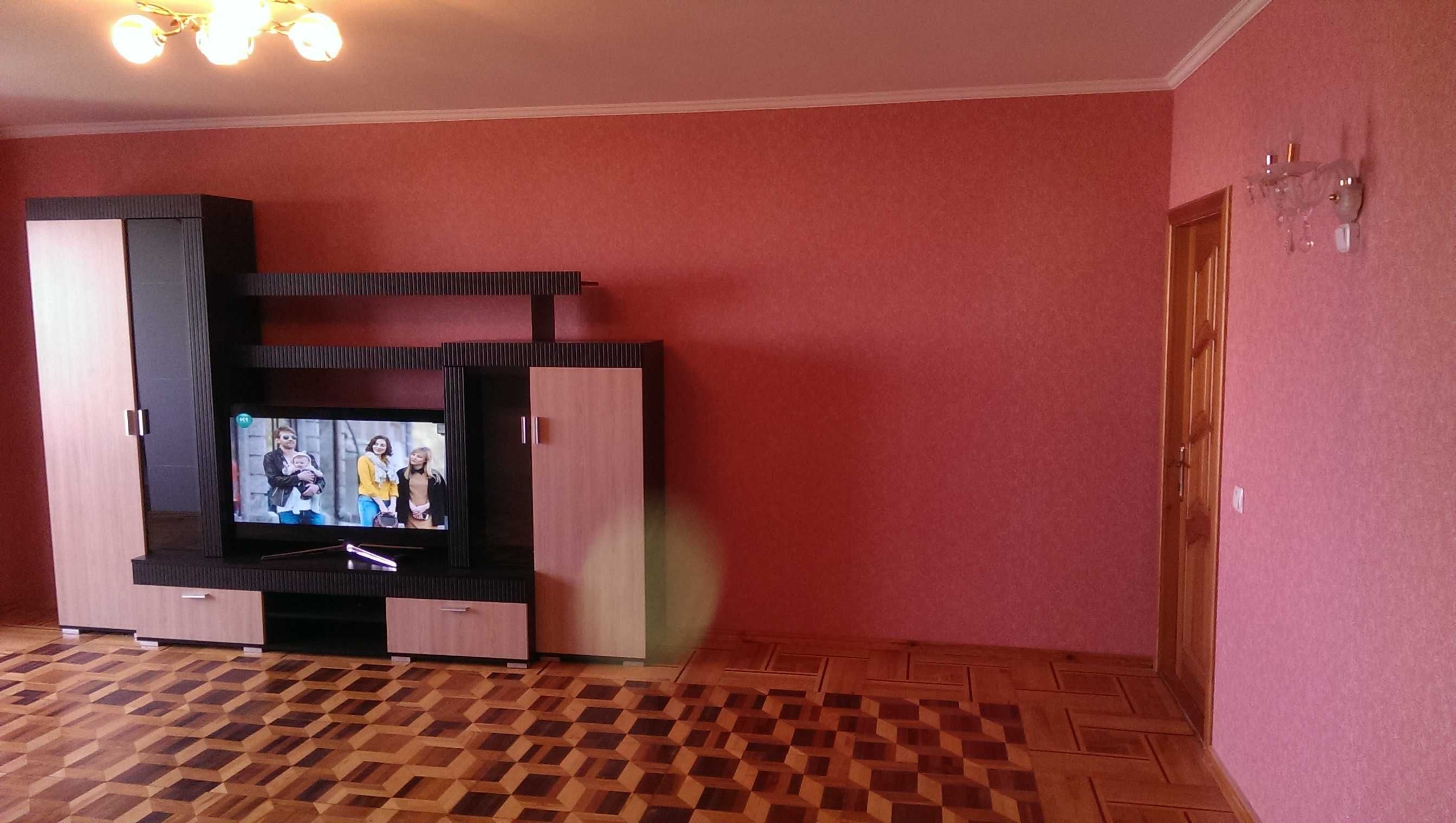 Черкаси Центр. Без Комісіі. Оренда 3 кімн.кварти