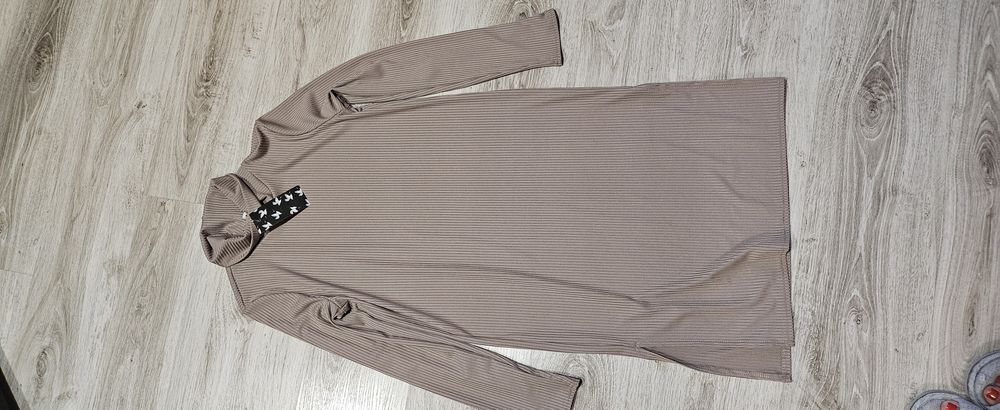 Продам  нову сукню в рубчик