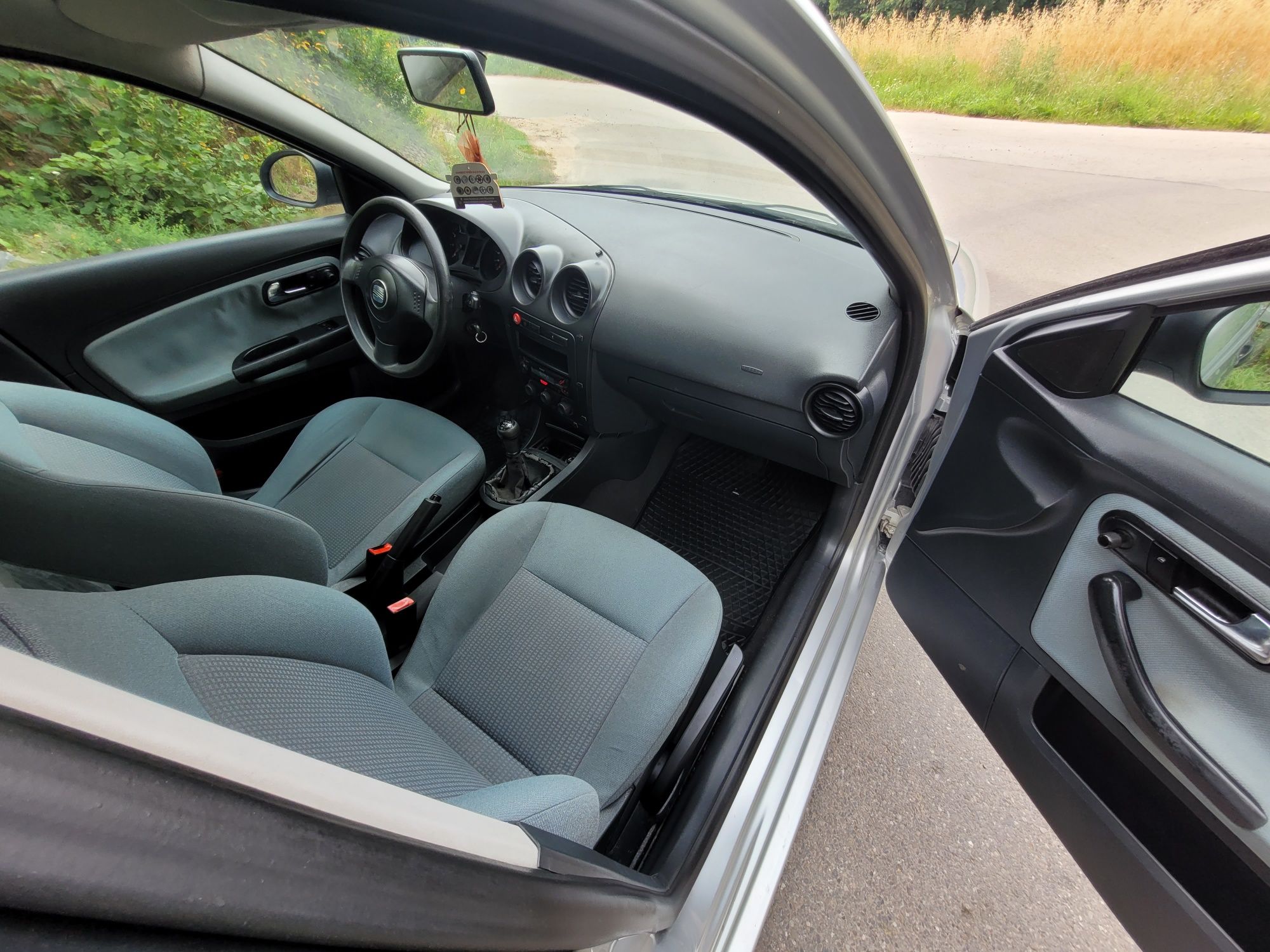 Seat ibiza III 1.4 MPI sprawna klima!