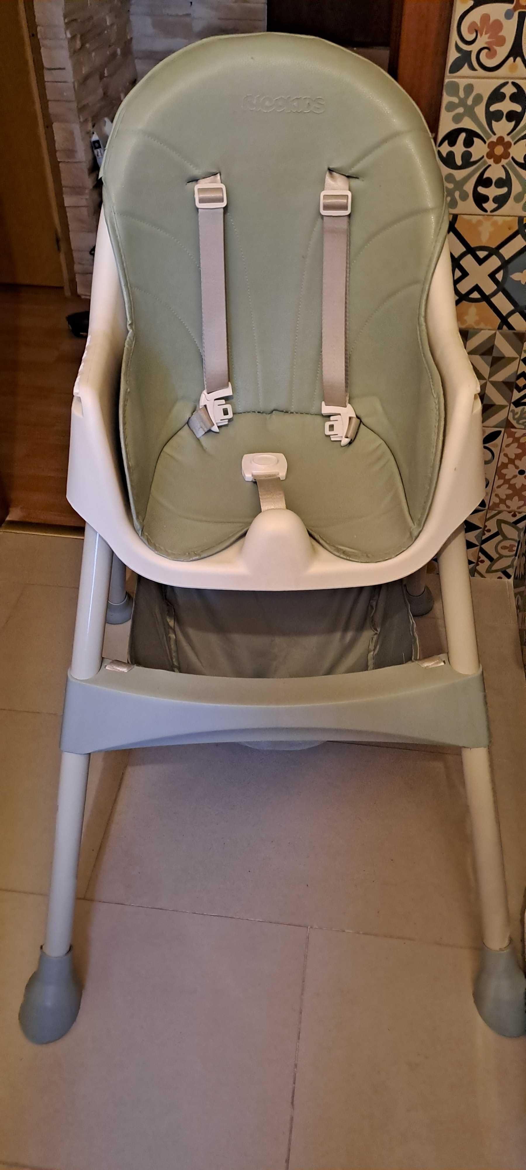 Krzesełko do karmienia Ricokids