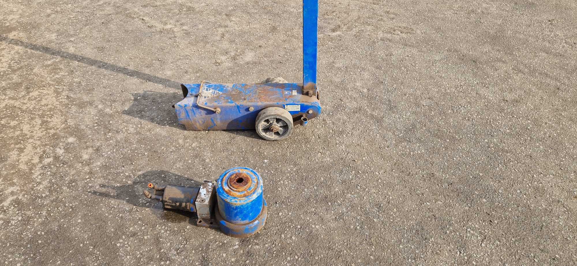 Podnośnik pneumatyczny Jack AC Hydraulic Denmark pneumatyczny 25T 50T