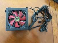 Блок живлення на 700w