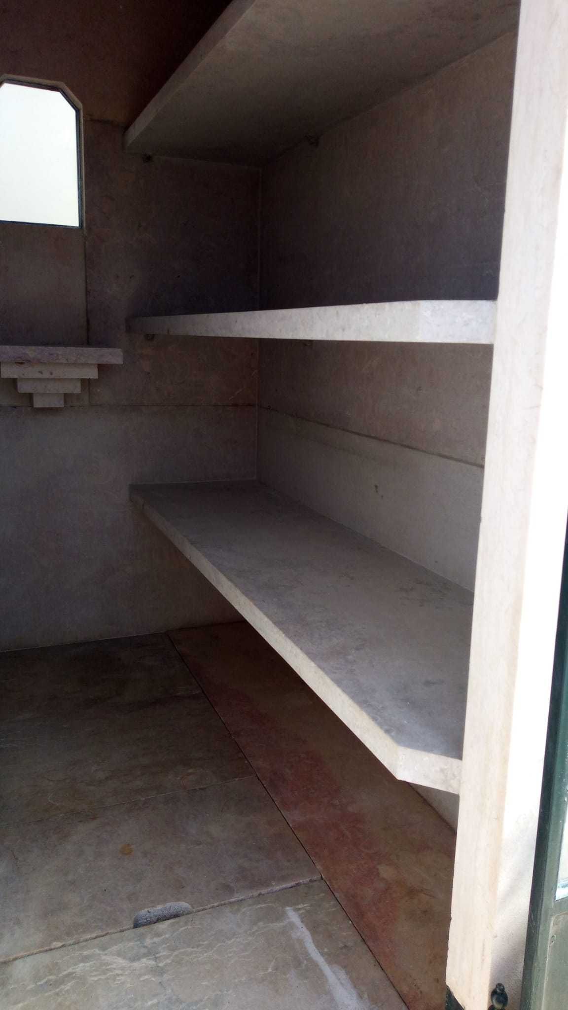 Jazigo Particular–8 lugares–Cemitério dos Prazeres, Lisboa-Novo Preço