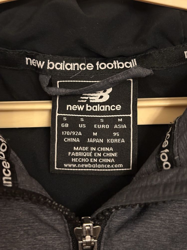 Куртка зимова чоловіча New Balance Team Base