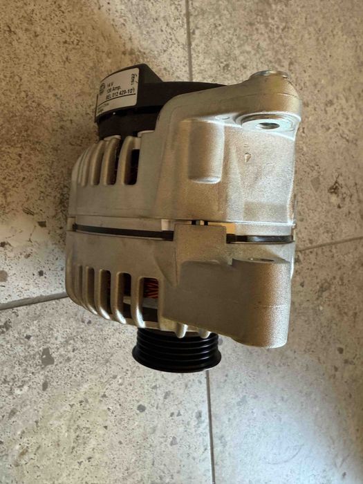 Генератор Hella 8EL012429-101