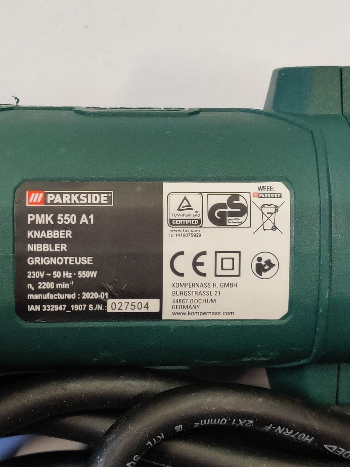 НОВ высечные ножници по металу сГерман Parkside PMK 550/вырубные/резак