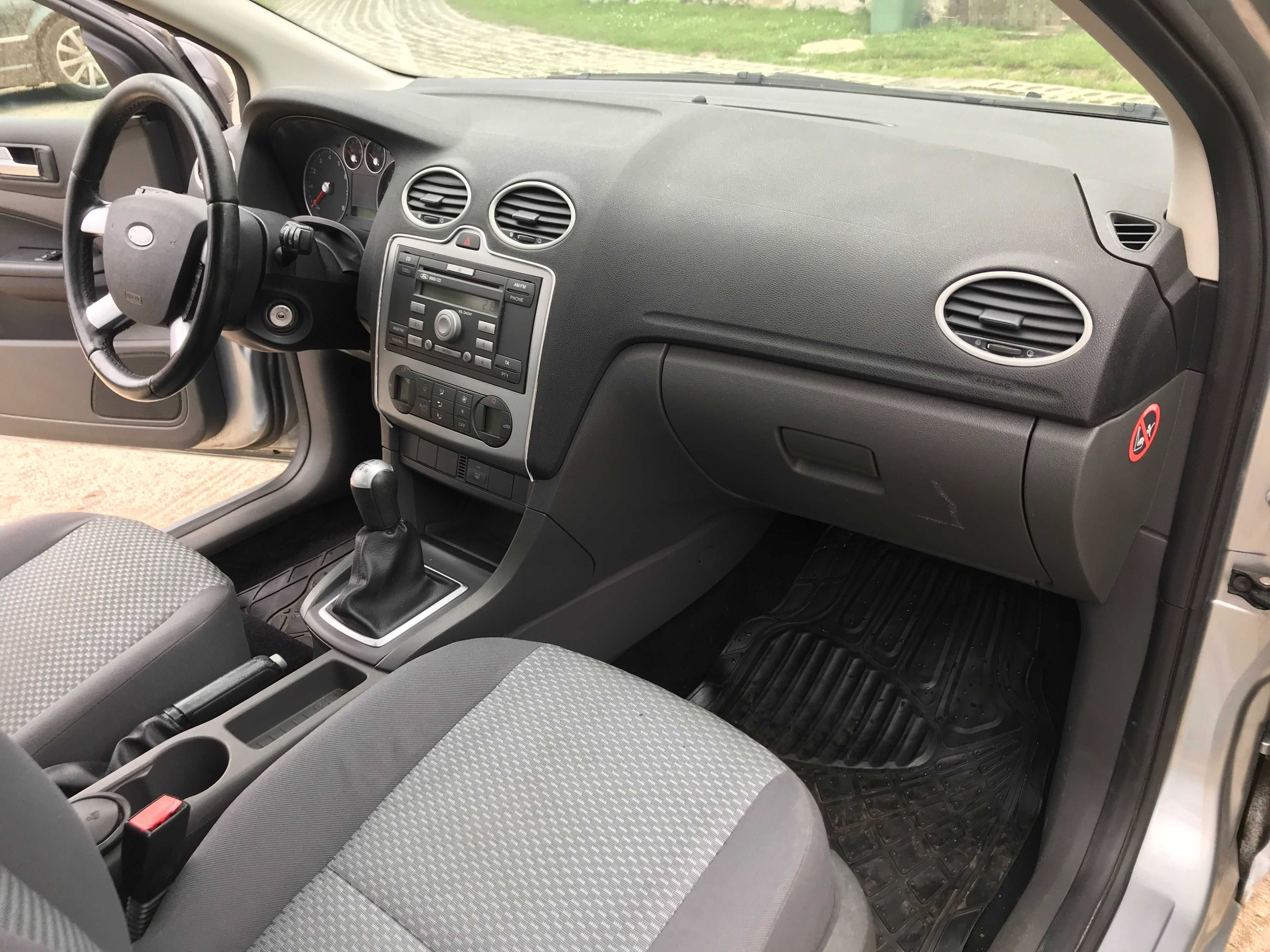 Ford Focus MK2 1.6 benzyna 101KM