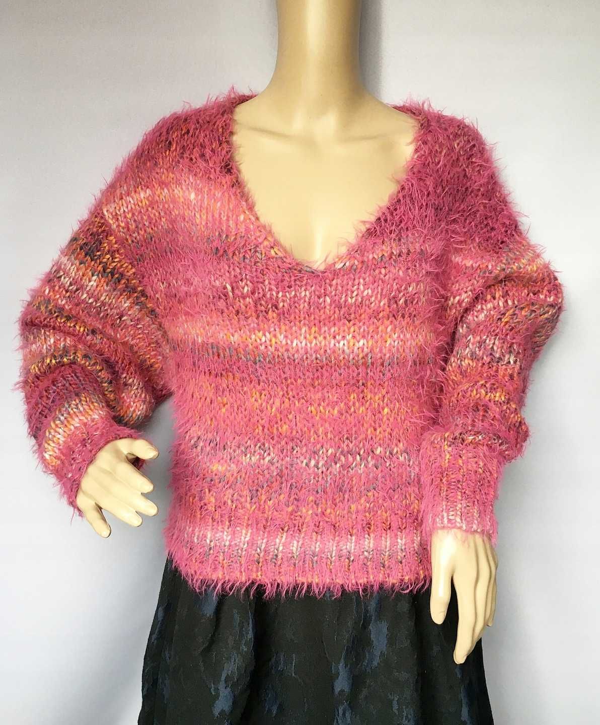 Sweter Włochaty Różowy Paski Bik Bok XS Oversize