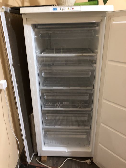 Продам морозильні камери