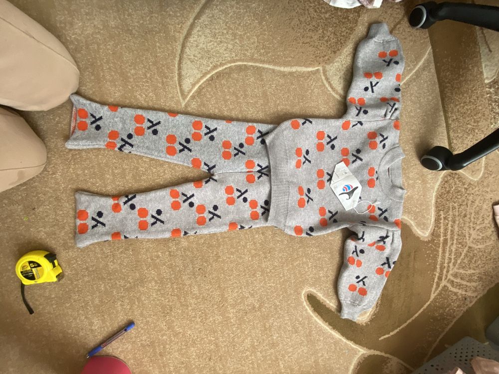 Костюм для дівчинки